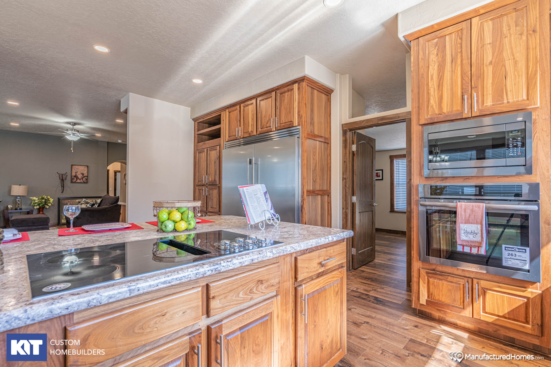 Grand Manor / 60133 by Gillespie Homes